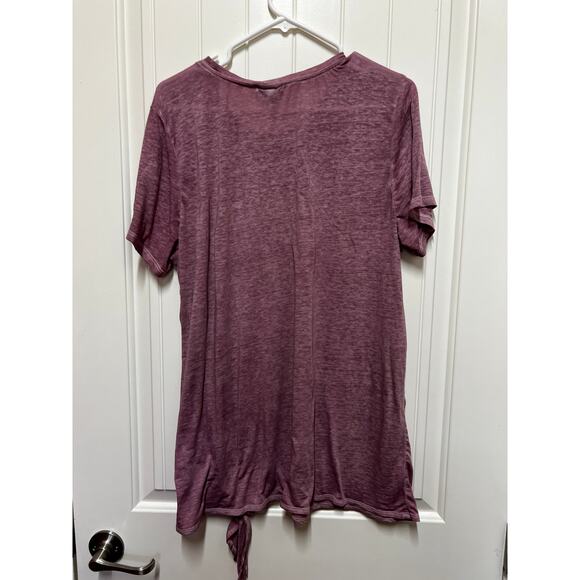 Torrid Tshirt "Road Trippin" Mauve with tie accent Size 2 - Picture 2 of 5